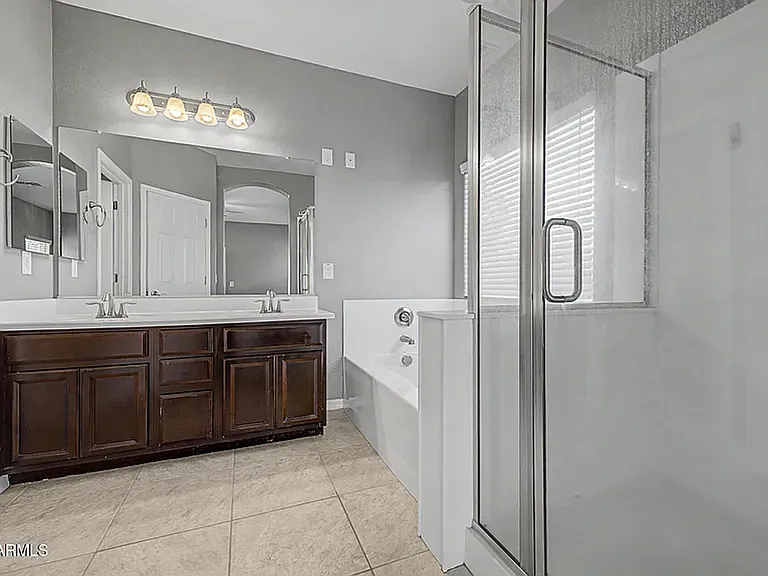 1502 W Alder Rd — Photo 11