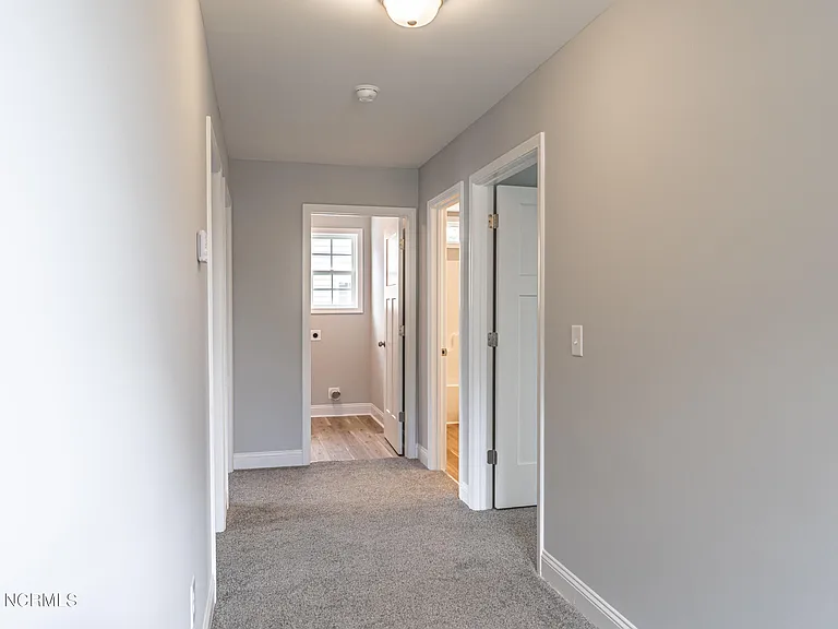 1060 W New York Ave — Photo 10