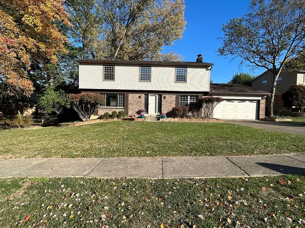 5712 Chesterfield Ct, Fairfield, OH 45014