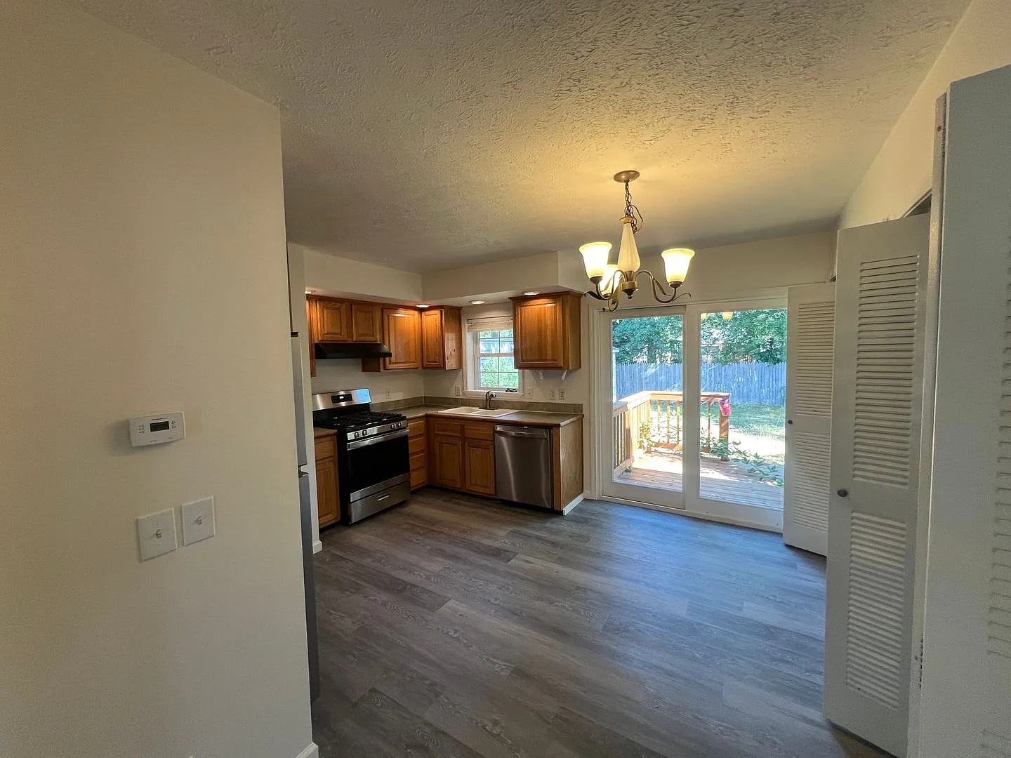 Remodeled 2 Bedroom Home In Heart Of Traverse City — Photo 4
