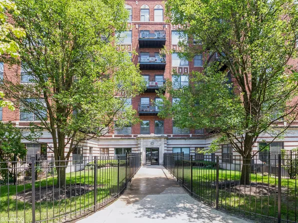 4537 S Drexel Blvd APT 707, Chicago, IL 60653
