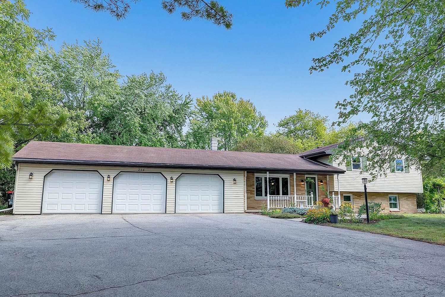 226 S Green Bay Ave, Gillett, WI 54124 Zillow