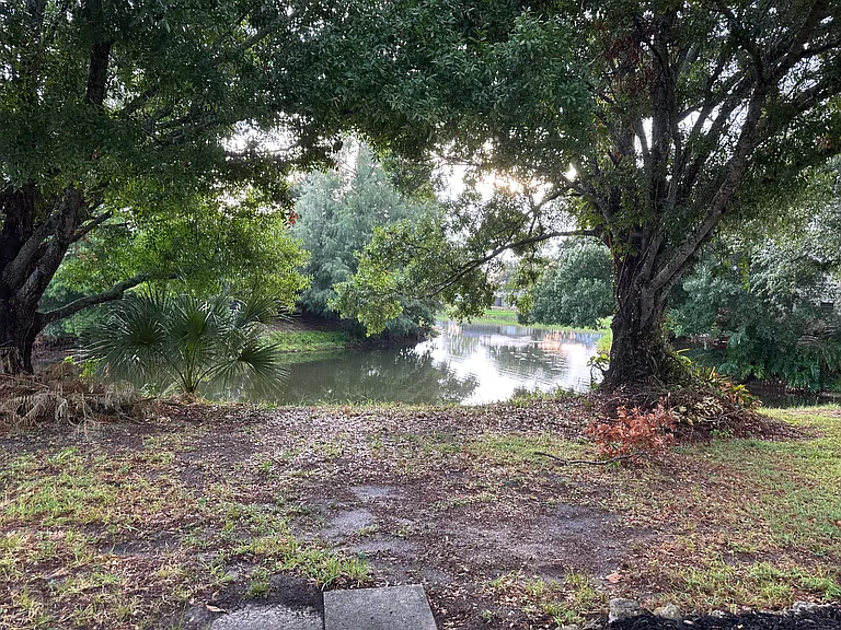 1885 Country Meadows Ct — Photo 11