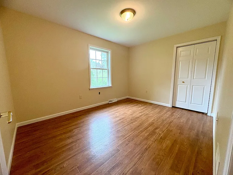 303 E Orange St — Photo 21