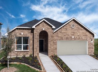 153 Cordova Xing, Seguin, TX 78155