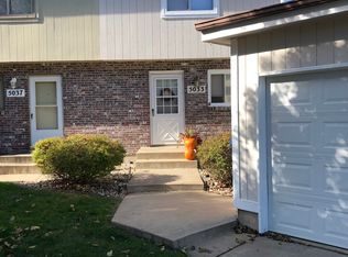 5033 Southwood Cir, Lincoln, NE 68512