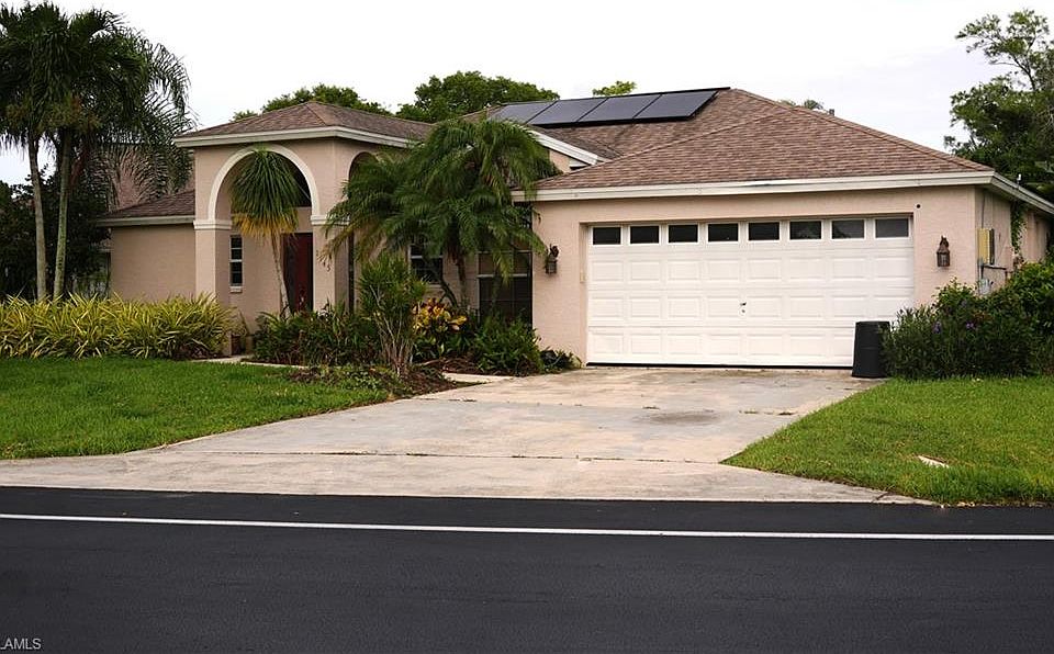 1st image of 1145 Moon Lake DR