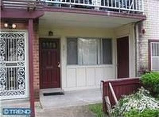 2011 Arborwood, Clementon, NJ 08021