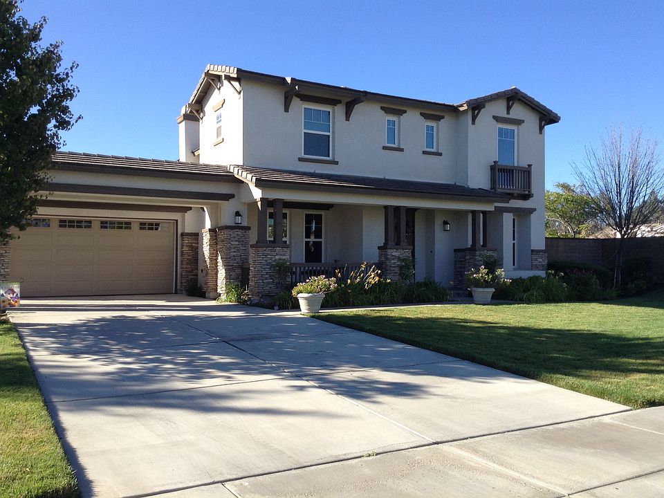 2nd image of 41804 Leila Verde St