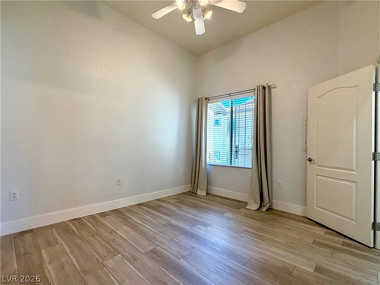 3574 Desert Cliff St #201 — Photo 16
