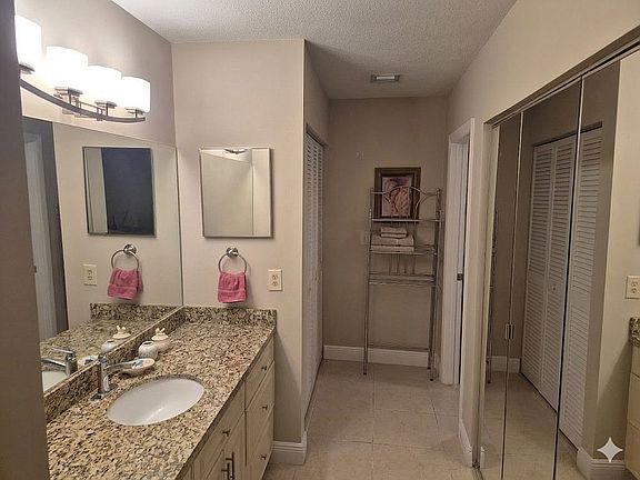 3rd image of 9631 SW 148th Pl