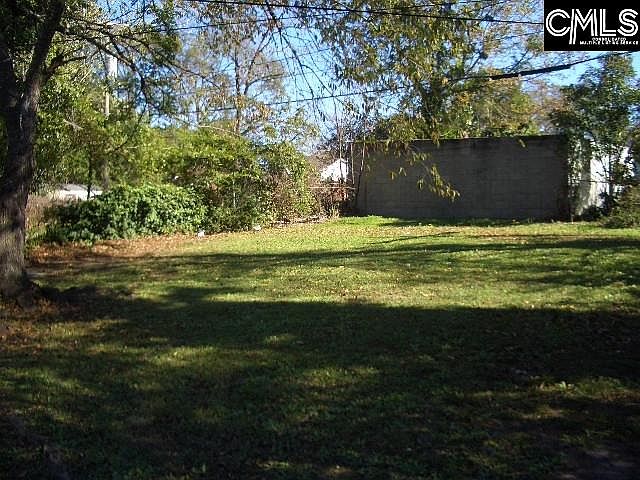 2nd image of 2932 Truman St