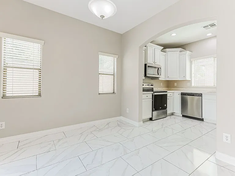 4672 E Laurel Ave — Photo 7