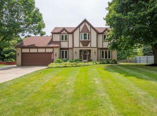 8683 Appleridge Cir NW, Pickerington, OH 43147
