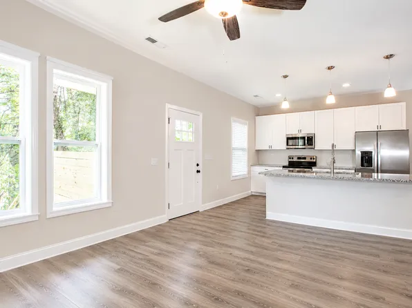 17 Woodland Ter, Asheville, NC 28806