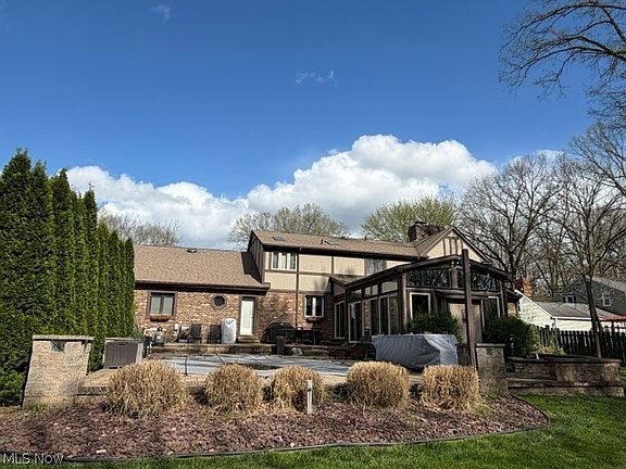 5th image of 6640 Mill Creek Blvd