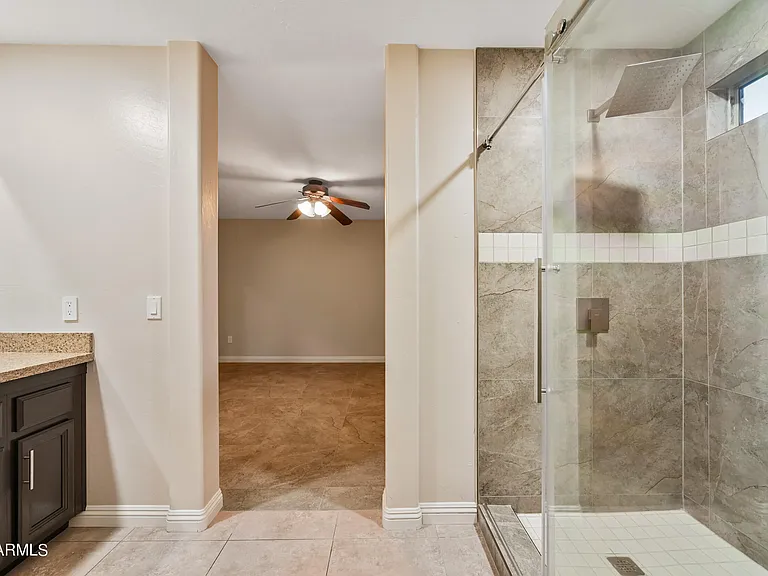 1330 S 121st Dr — Photo 24