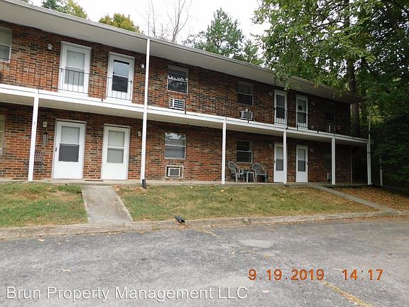 2nd image of 5820 Sanford Rd APT 6