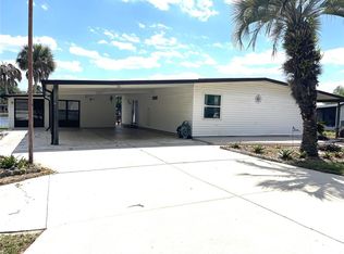 2 Grove Trl, Wildwood, FL 34785