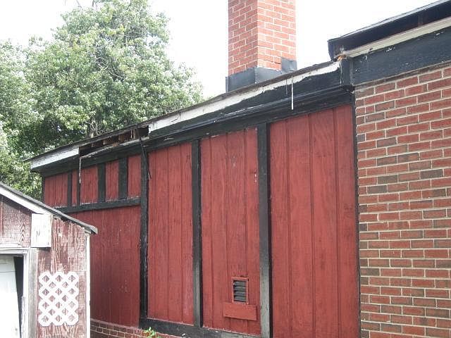 2nd image of 5804 E 21st St