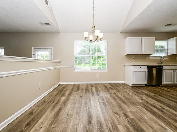 5th image of 3554 Waldrop Rd