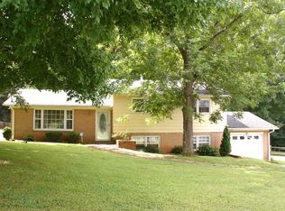 411 Price Rd, Lexington, NC 27295