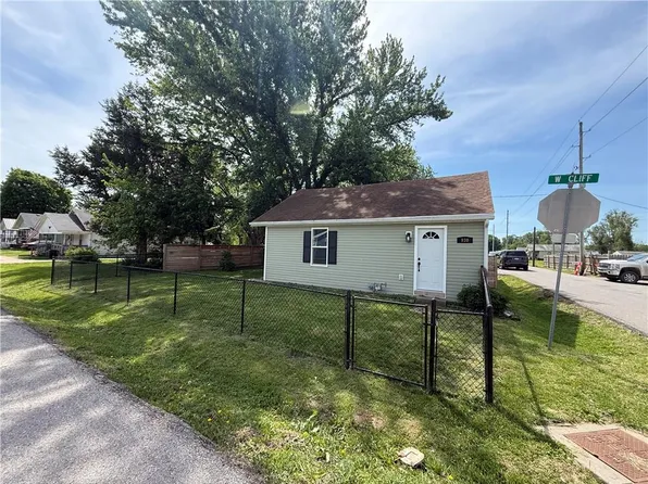 930 W Cliff St, Saint Joseph, MO 64504