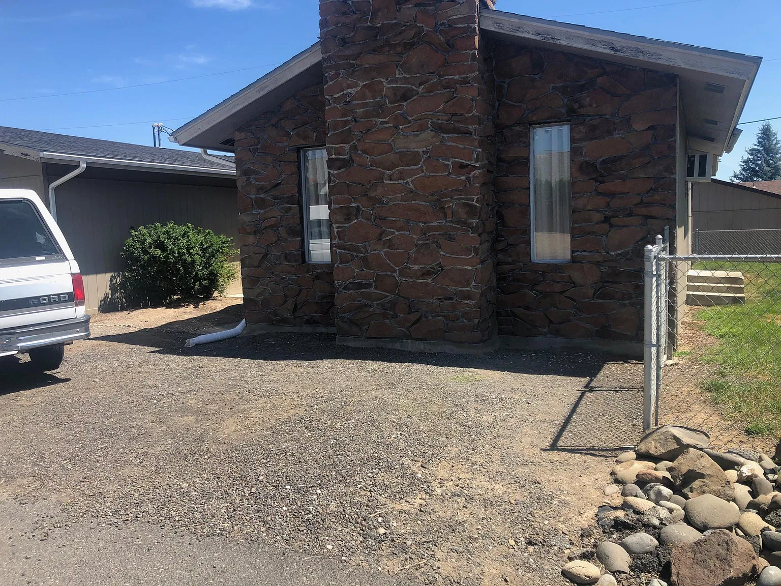 7703 Summitview Ave — Photo 4