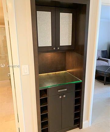 4th image of 240 Lakeview Dr APT 210