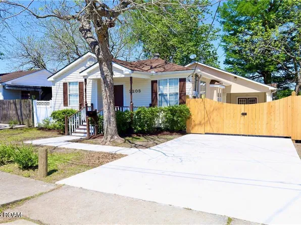 2205 Claire Ave, Gretna, LA 70053