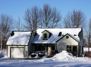 W942 Van Ct, Oneida, WI 54155