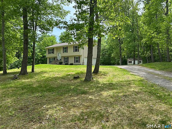 3rd image of 116 Tatnic Hill Road