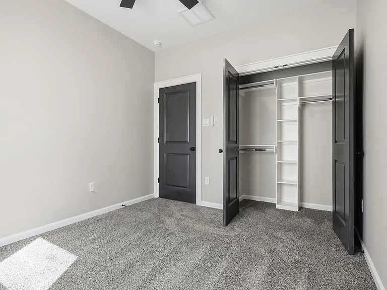 4723 Mallow St — Photo 22