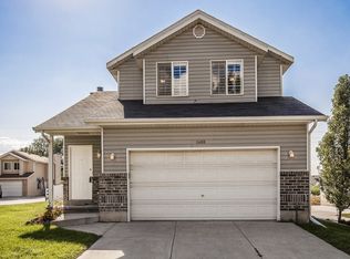 8480 S 300 E, Sandy, UT 84070