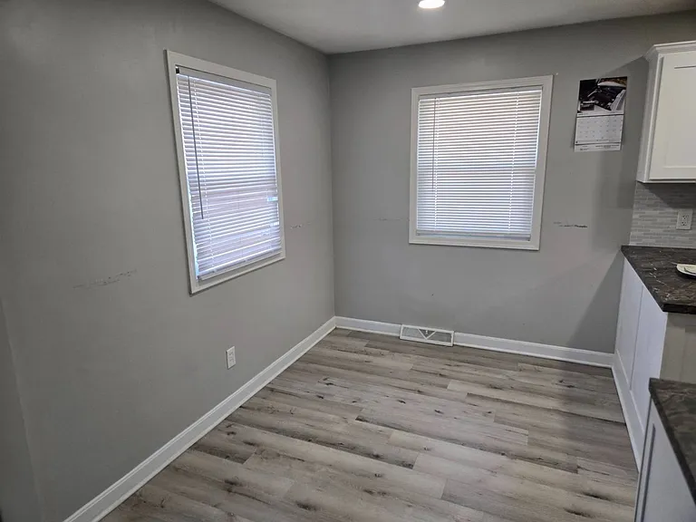 2723 Priscilla Ave — Photo 7