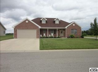 325 E Cummings St, Brownstown, IN 47220