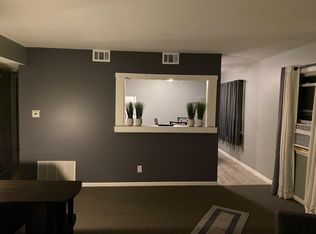 1314 Argo Ln APT 4, Lockport, IL 60441