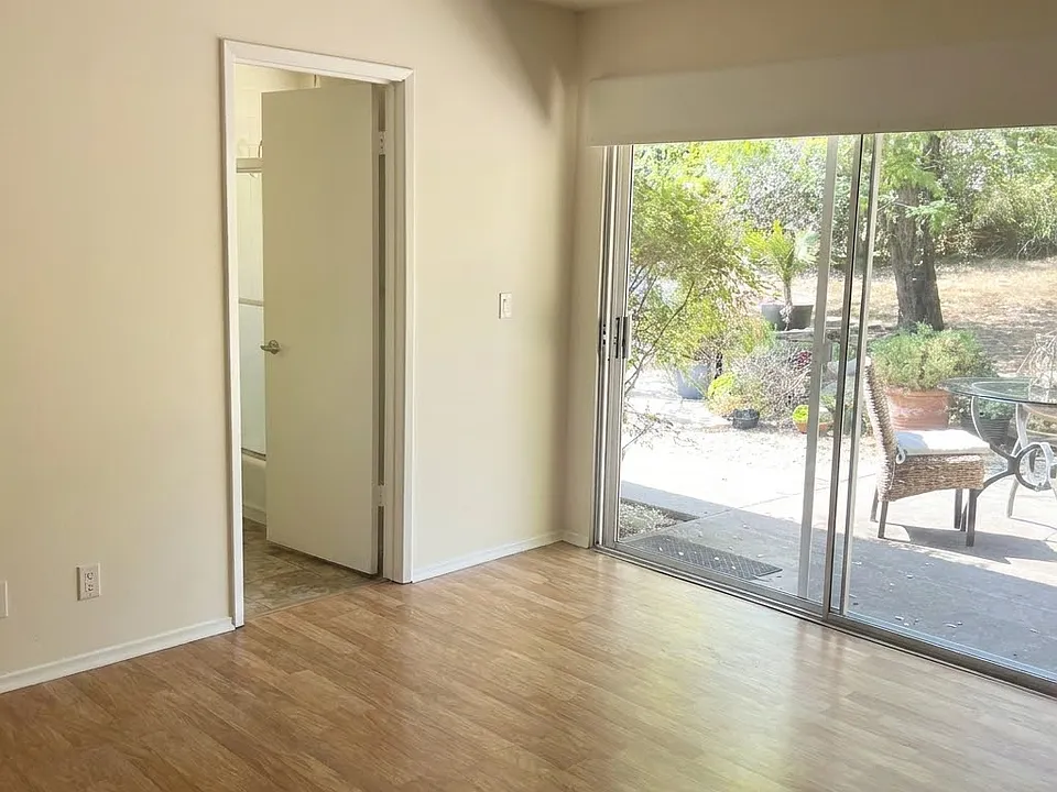 2534A Foothill Rd