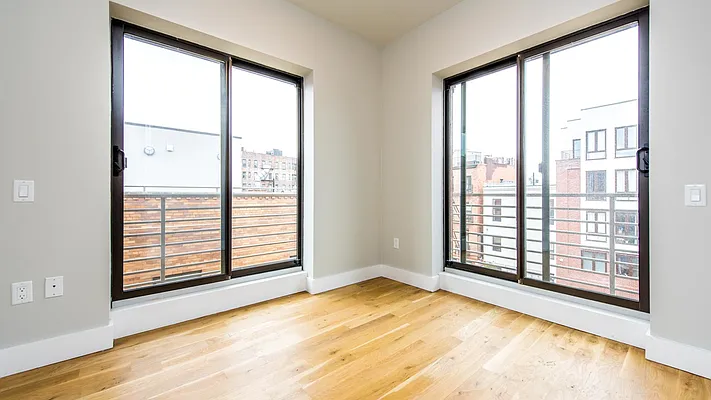 Rented by Nooklyn NYC LLC | media 13