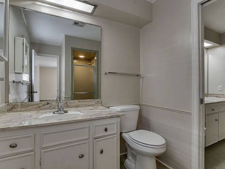2518 NW 62nd St — Photo 36