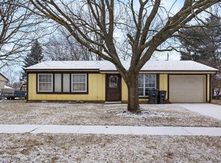 734 Clover Ln, Lafayette, IN 47905