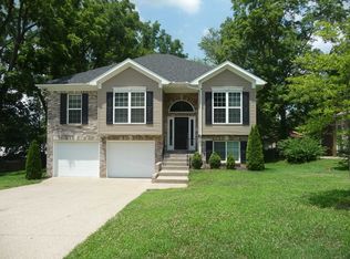 10211 Grand Ave, Jeffersontown, KY 40299