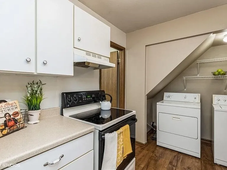 1510 Delaware Ave #3 — Photo 6