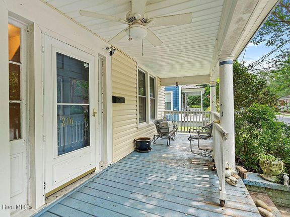 4th image of 216 Fleming Street