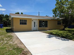 6161 SW 16th St, North Lauderdale, FL 33068