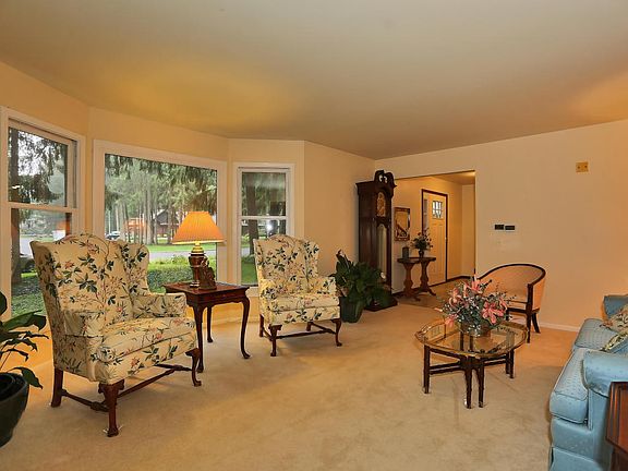 3rd image of 7275 Oliver Woods Dr SE