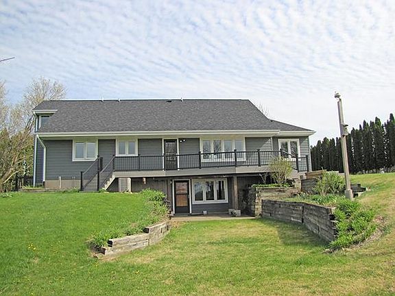 4th image of 1725 County Road B