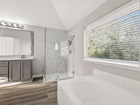 12711 Laleu Ln, Houston, TX 77071