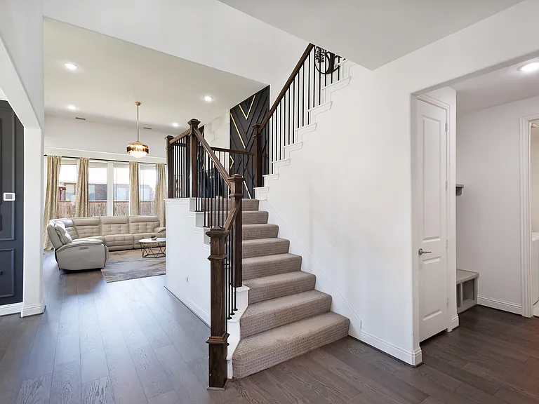 7597 Sanctuary Dr — Photo 11