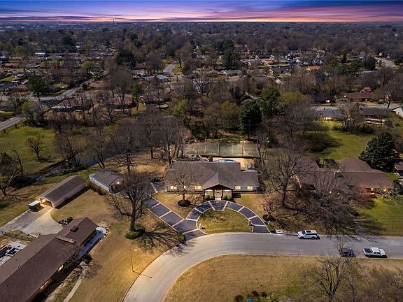 5th image of 1100 Ranch Dr